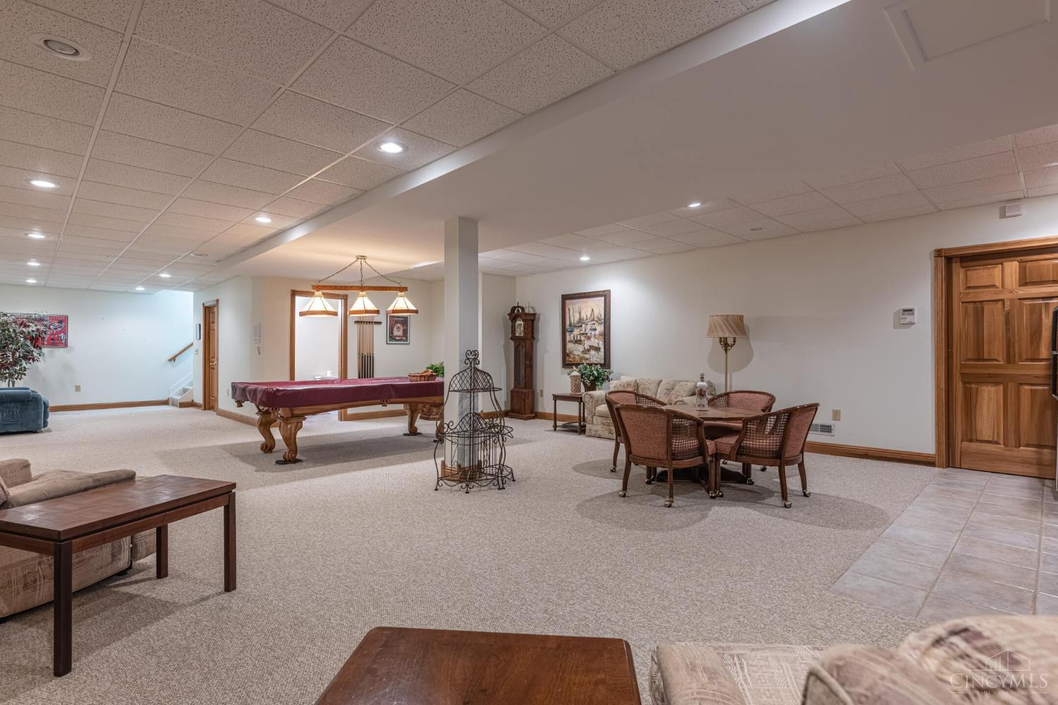 Middletown, Ohio 45042, United States, 4 Bedrooms Bedrooms, ,4 BathroomsBathrooms,Residential,Pending,202950