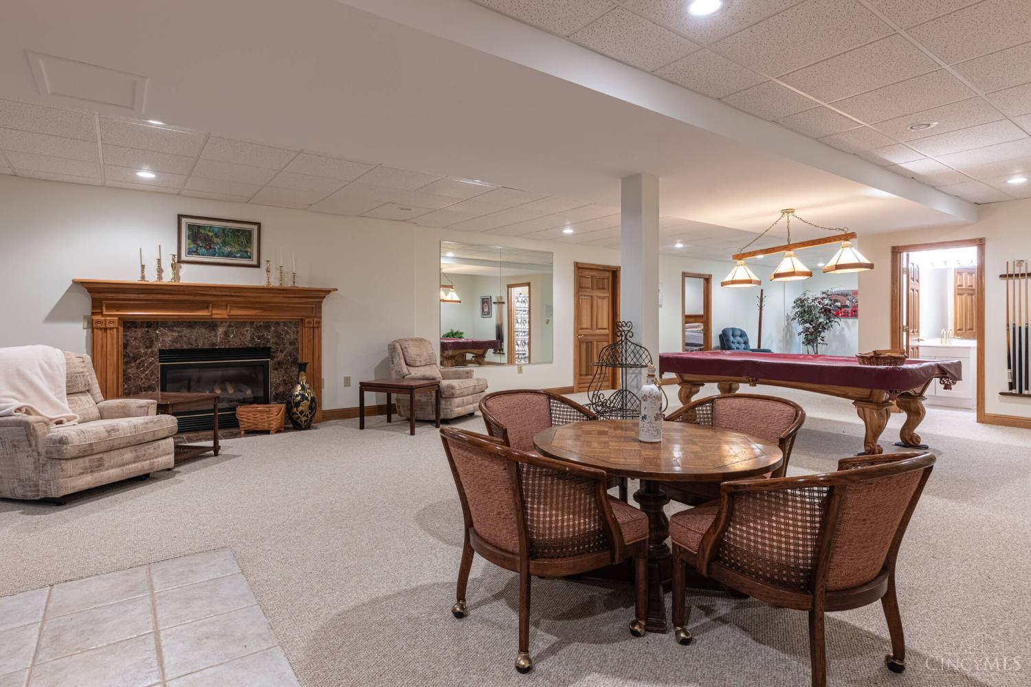 Middletown, Ohio 45042, United States, 4 Bedrooms Bedrooms, ,4 BathroomsBathrooms,Residential,Pending,202950