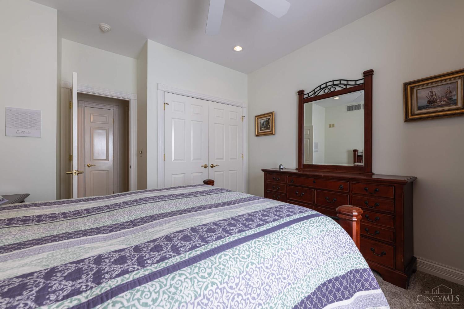 Middletown, Ohio 45042, United States, 4 Bedrooms Bedrooms, ,4 BathroomsBathrooms,Residential,Pending,202950