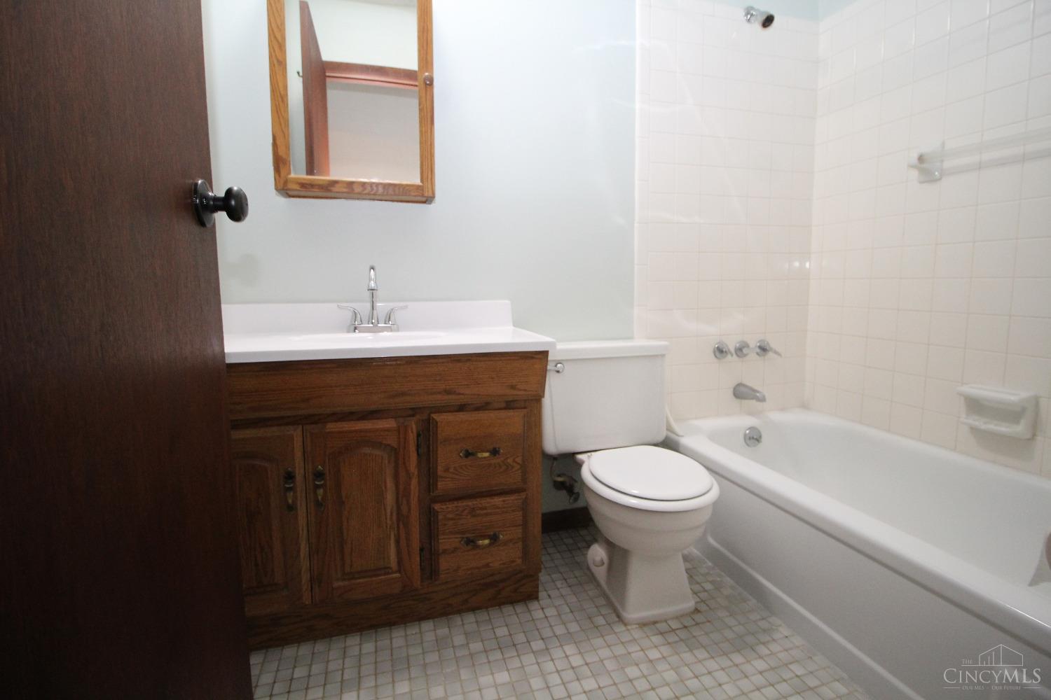 3983 Banyon Drive, Ross Twp, Ohio image 14