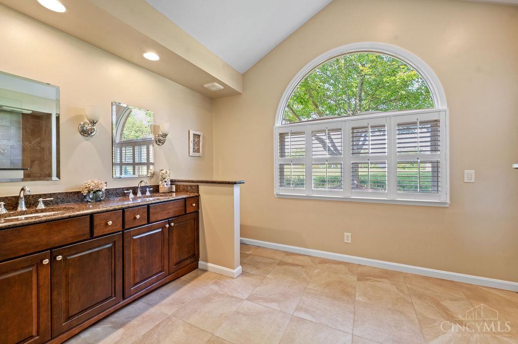 7844 Woodglen Drive, West Chester, Ohio image 28