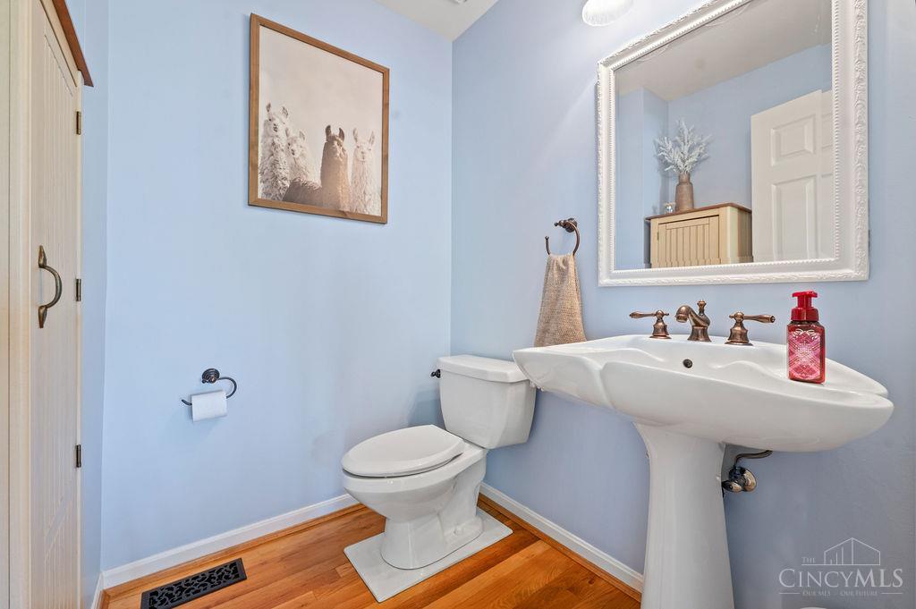 7844 Woodglen Drive, West Chester, Ohio image 30
