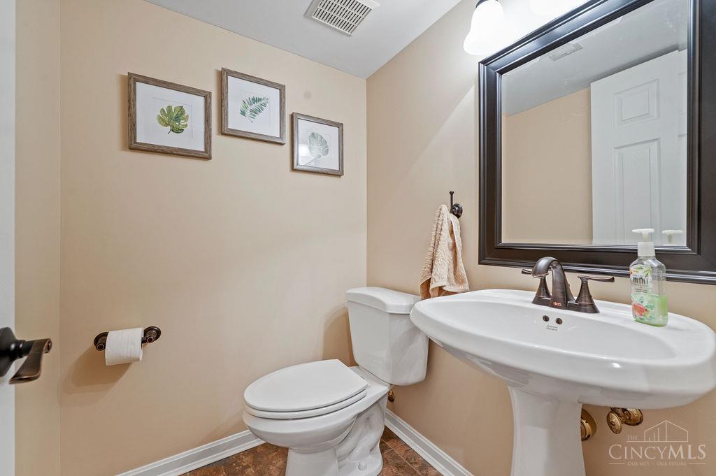 7844 Woodglen Drive, West Chester, Ohio image 47