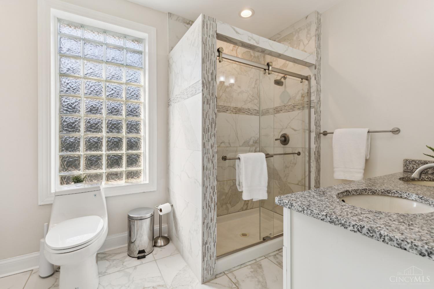 2881 Dirheim Avenue, Cincinnati, Ohio image 23