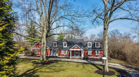 Photo of 8340 Indian Hill Road, Cincinnati, OH 45243 (MLS # 1871006)