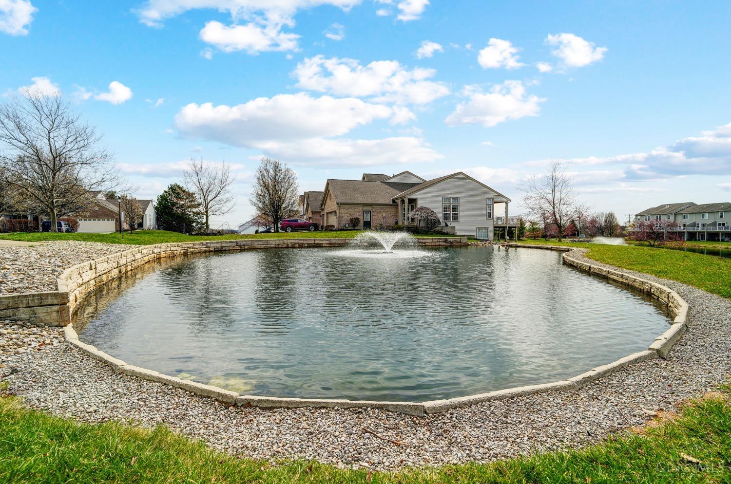 4076 East Village Drive, Mason, Ohio image 34