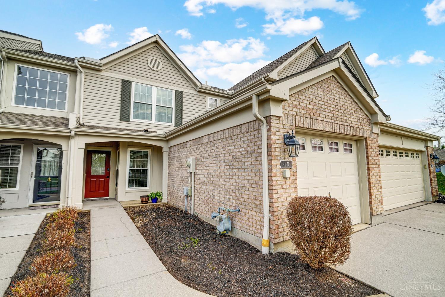 4076 East Village Drive, Mason, Ohio image 2