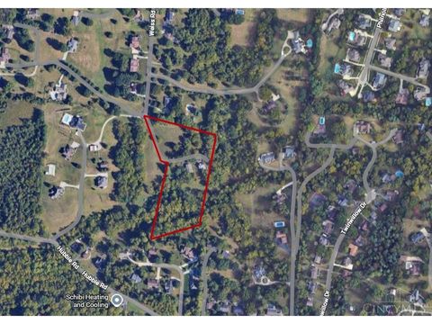 Photo of 6660 Weiss Road, Colerain Township, OH 45247 (MLS # 1867002)