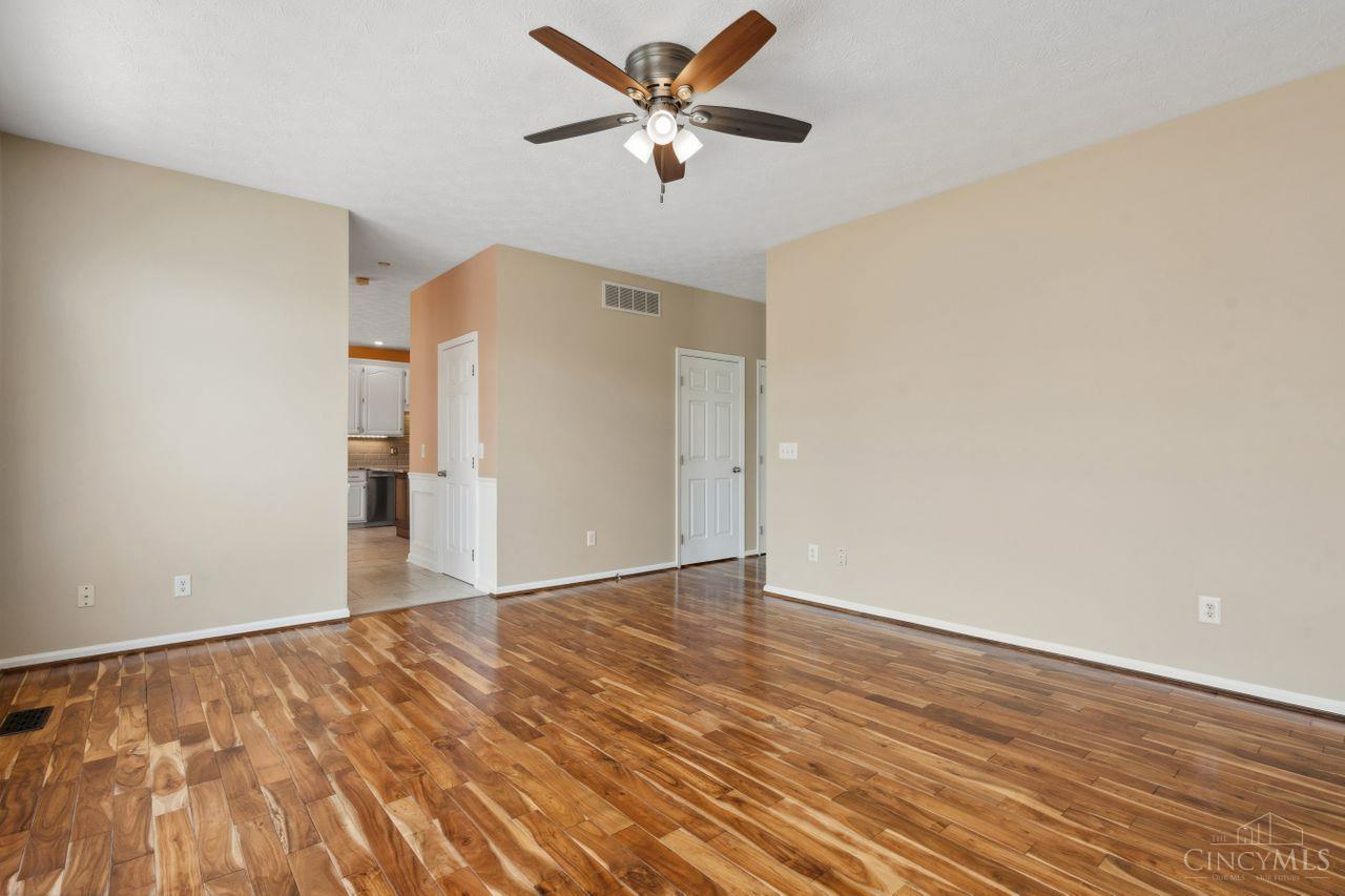5 Artesian Court, Springboro, Ohio image 10