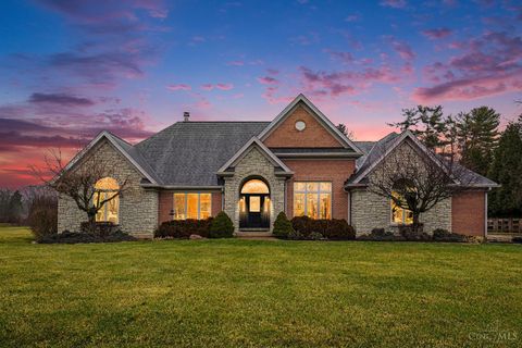 Photo of 42 Shepherds Run Drive, Hamilton Township, OH 45140 (MLS # 1865664)