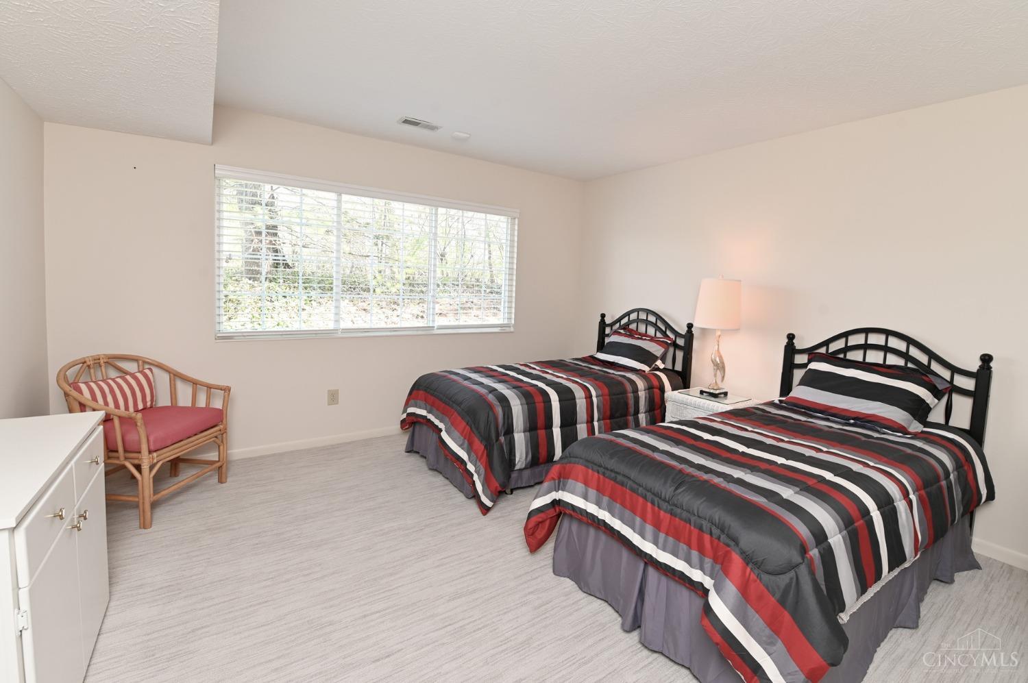 2498 Walnutview Court, Cincinnati, Ohio image 37