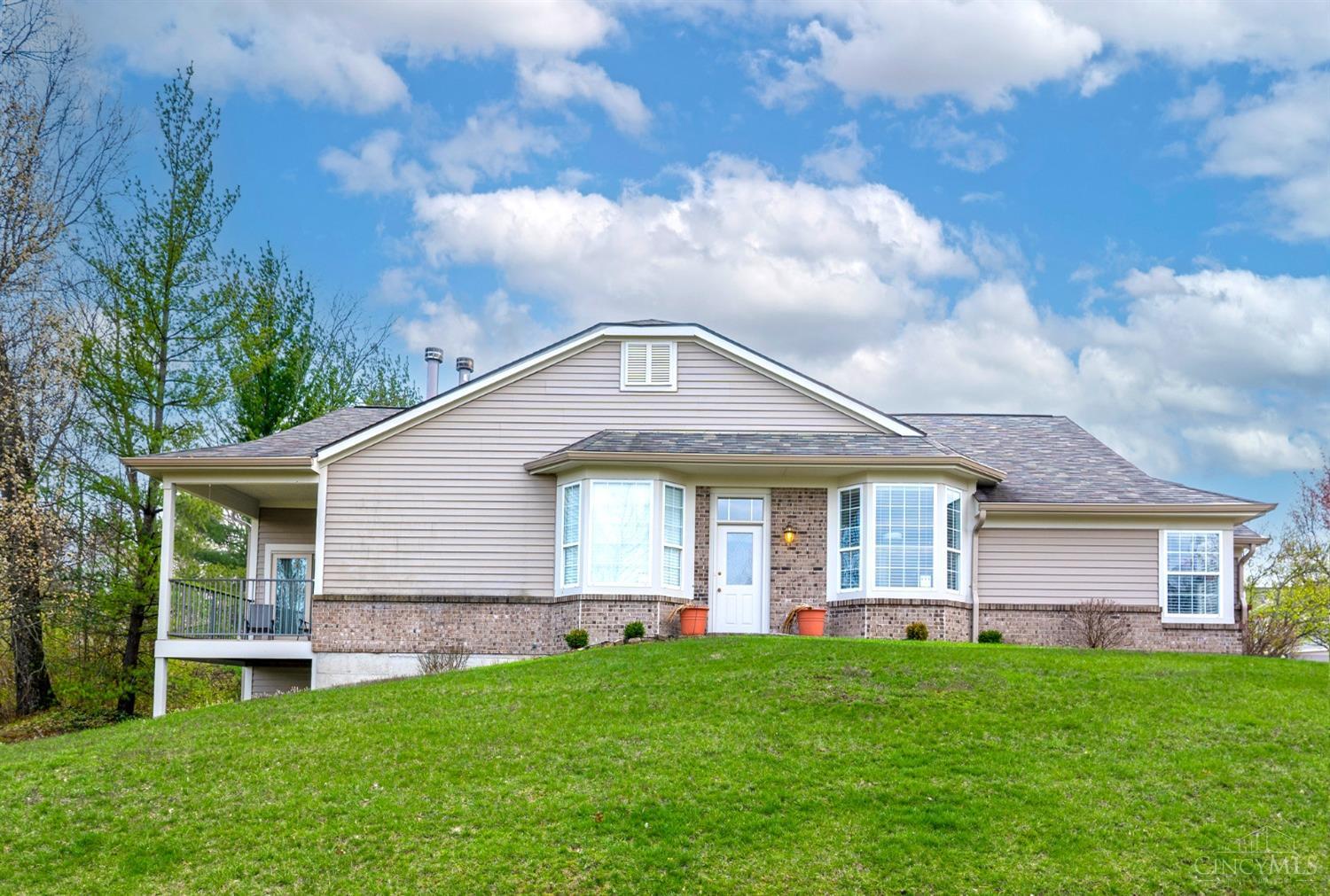 2498 Walnutview Court, Cincinnati, Ohio image 2