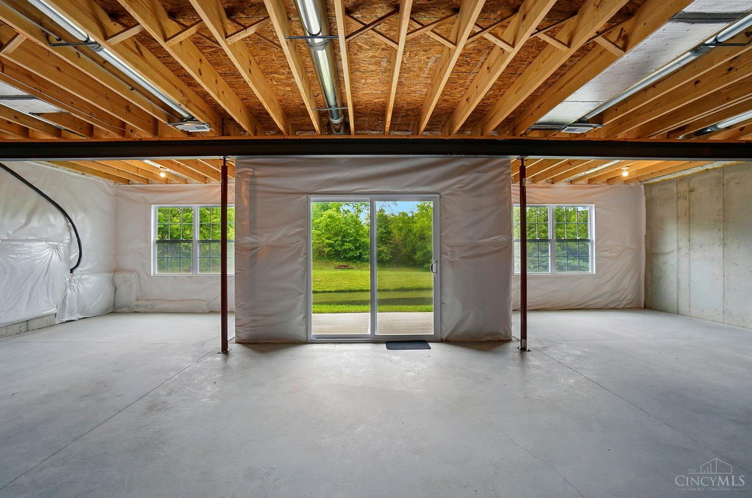 1018 Horseshoe Falls Drive, Lebanon, Ohio image 43