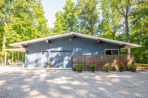 Photo of 1114 Marion Avenue, Hamilton Township, OH 45039 (MLS # 1851440)