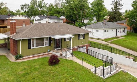 Photo of 304 Fulton Lane, Middletown, OH 45044 (MLS # 1880263)