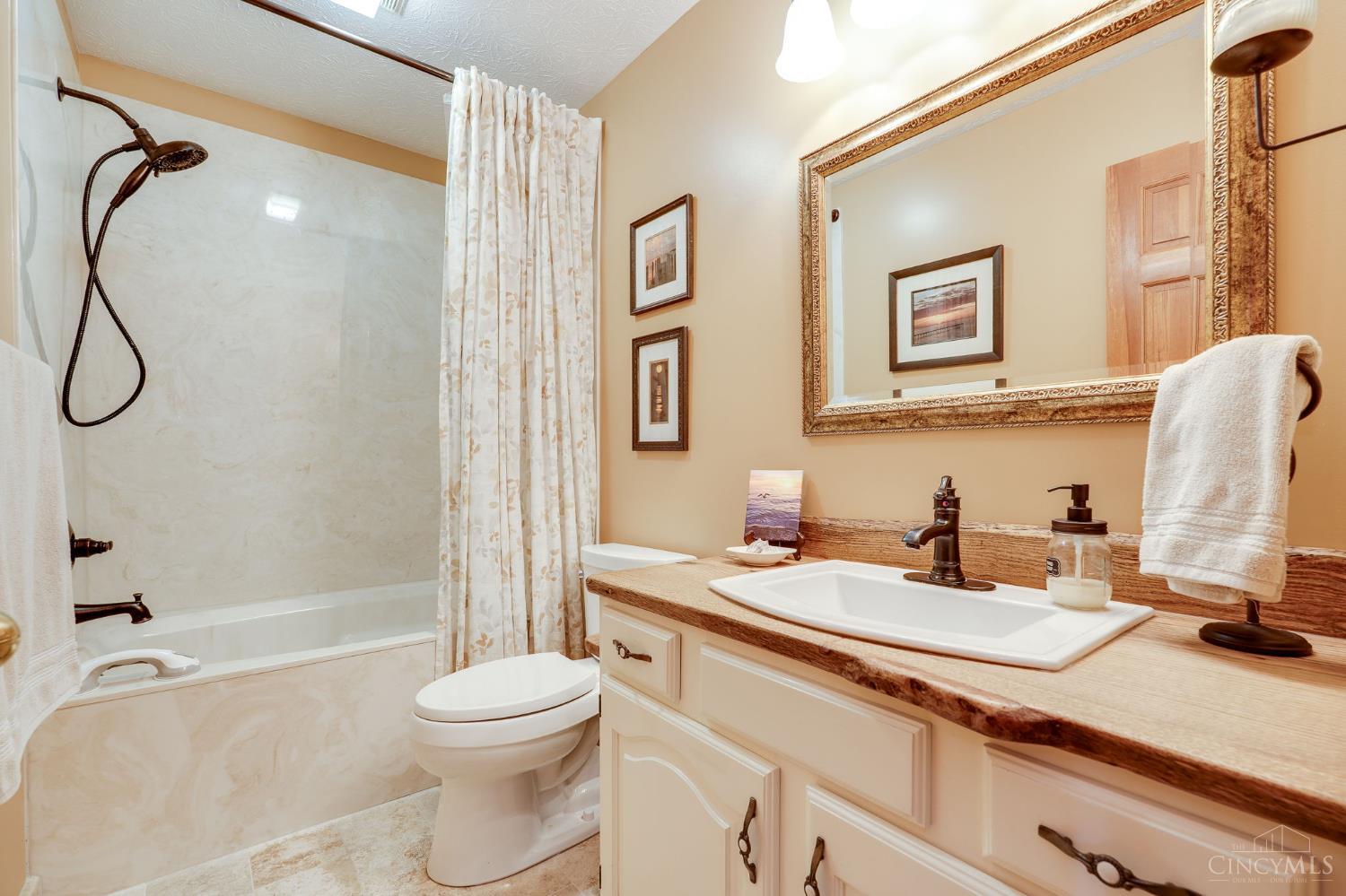 4459 Thornview Drive, Salem, Ohio image 26