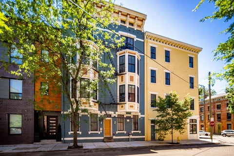 Condo For Sale - 131 W Fifteenth Street #4B<br/> Cincinnati, OH 45202
