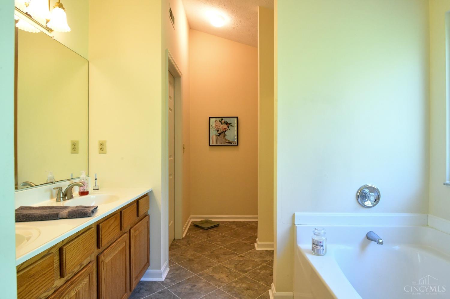 951 Grandstone Court, Lebanon, Ohio image 32