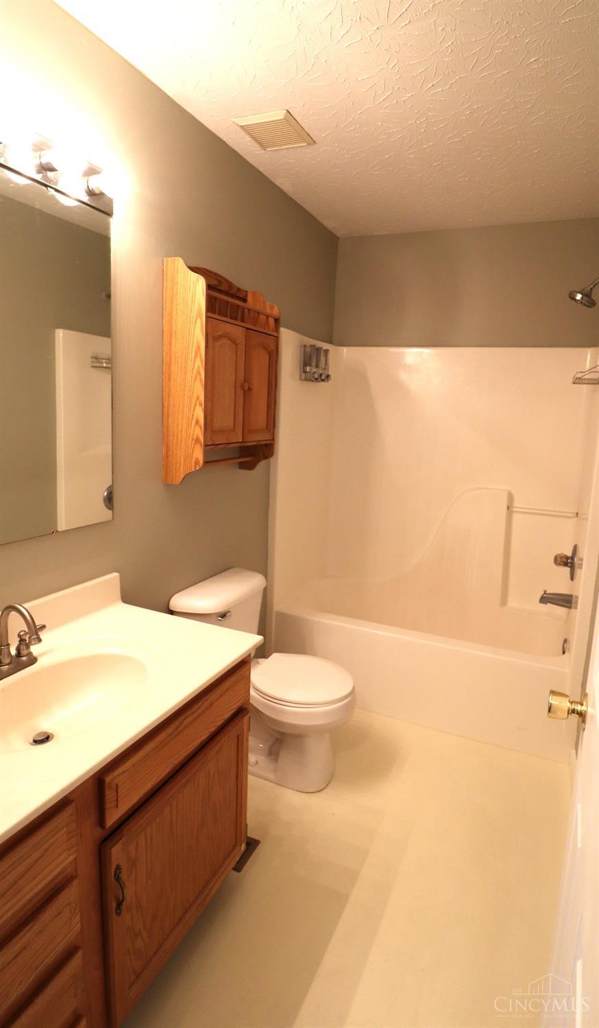3540 W Galbraith Road, Colerain Twp, Ohio image 23