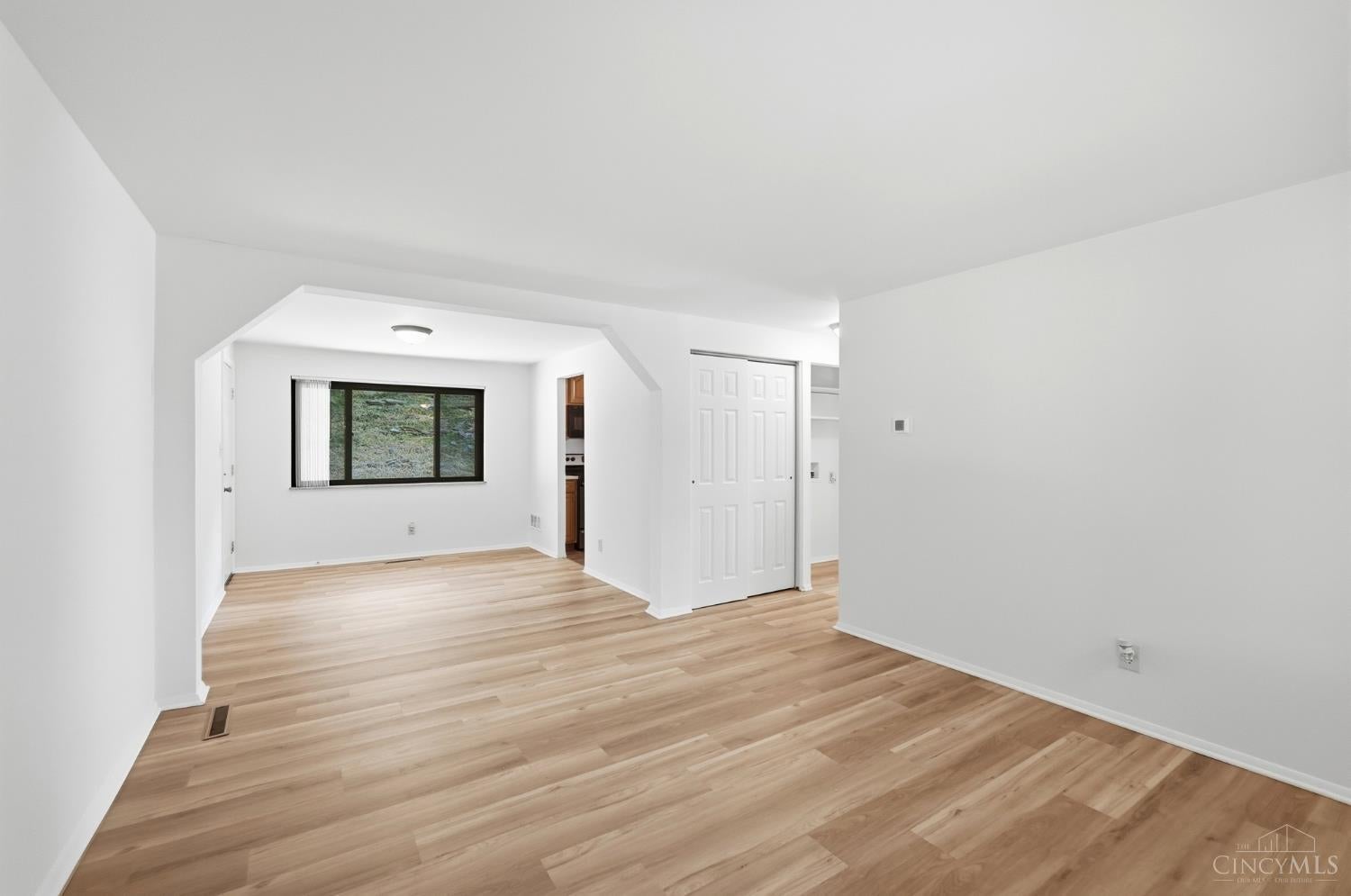 1034 Terrytown Court