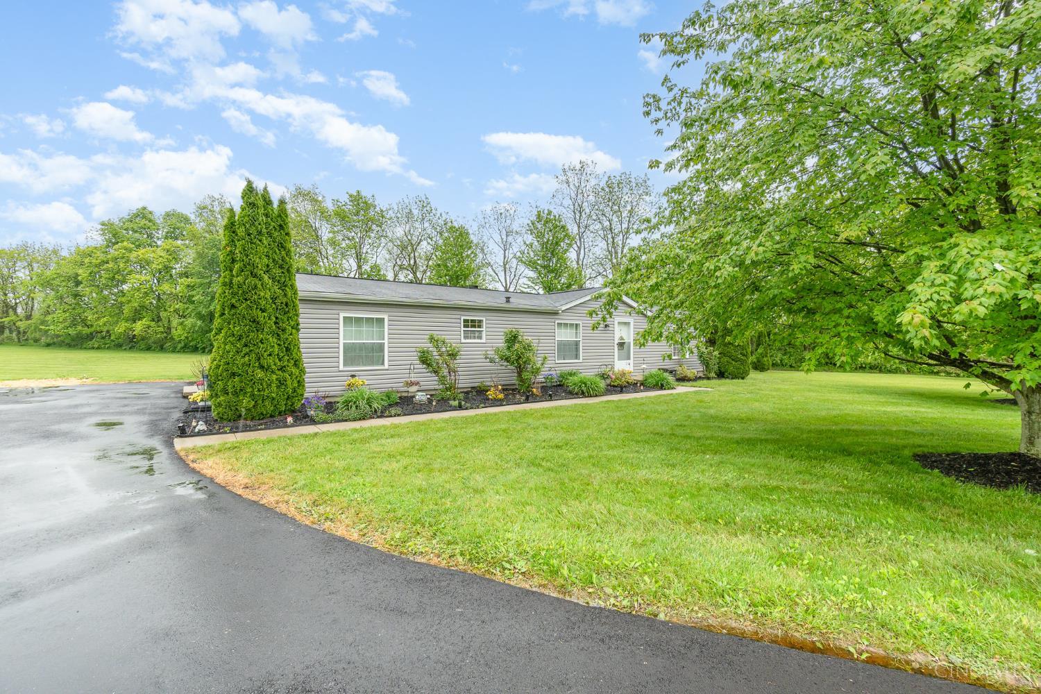 305 Meadow View Lane, Liberty Twp, Ohio image 23