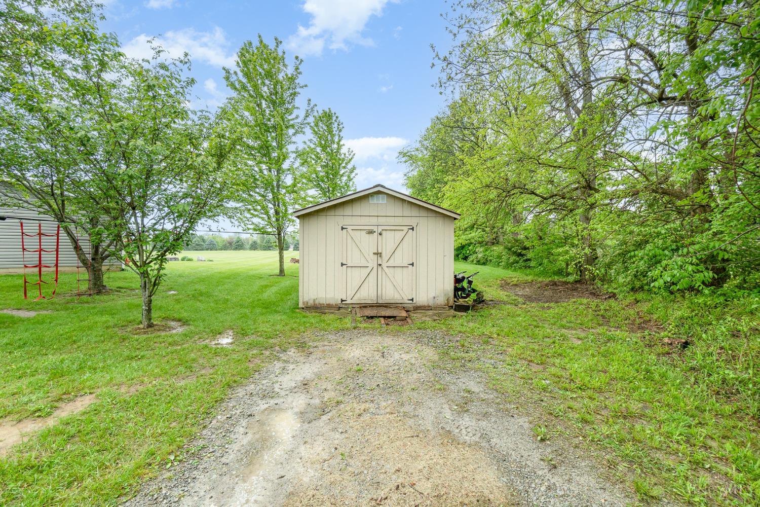 305 Meadow View Lane, Liberty Twp, Ohio image 21