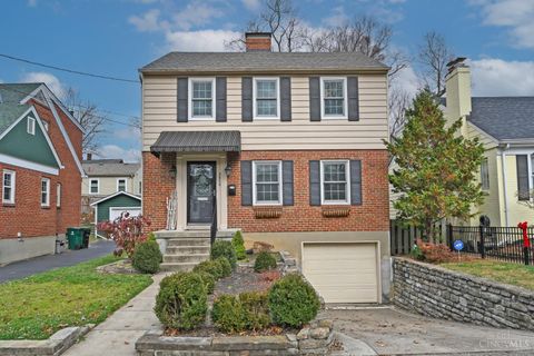 Photo of 3414 Oak Lane, Cincinnati, OH 45209 (MLS # 1863380)
