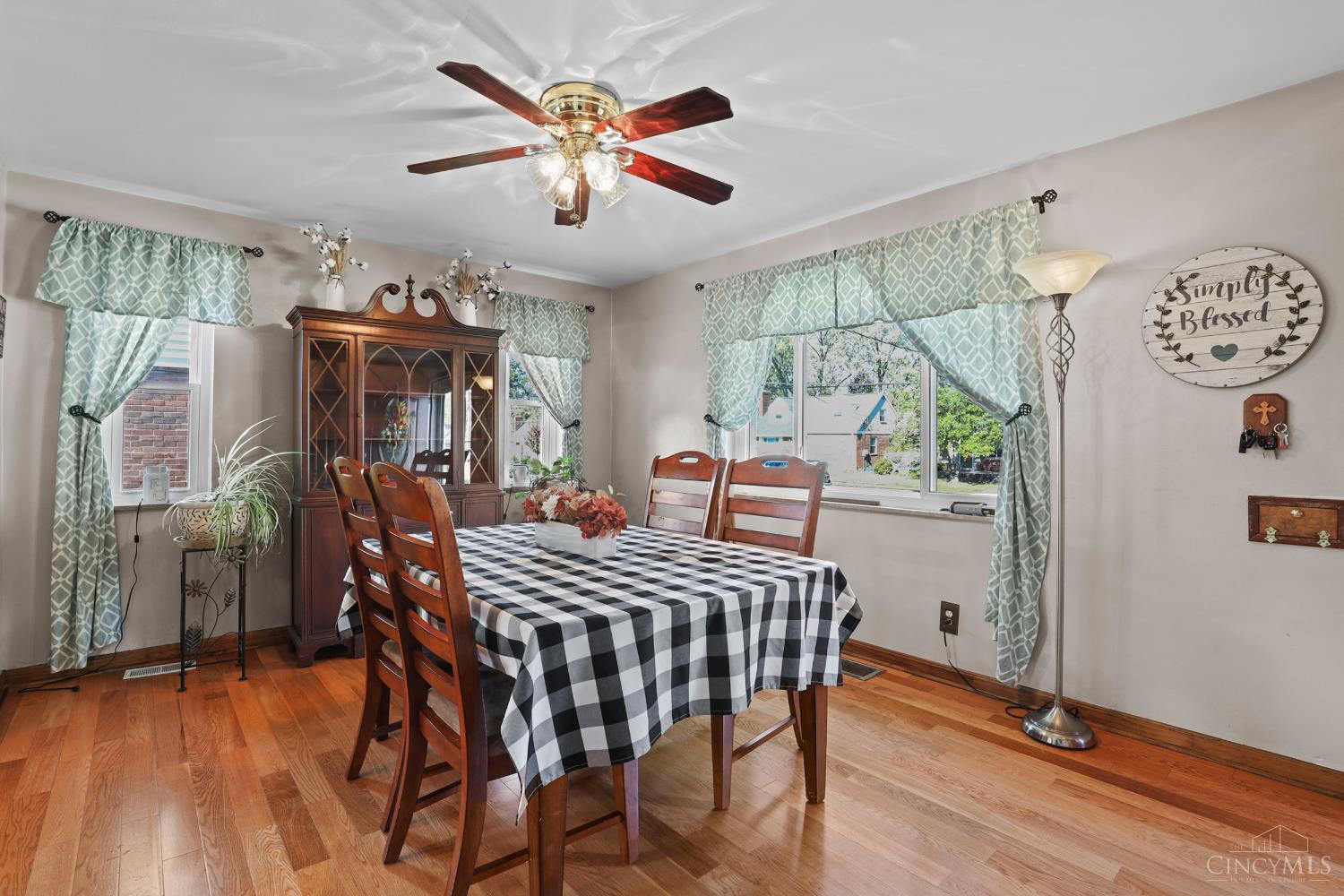 7811 Locust Lane