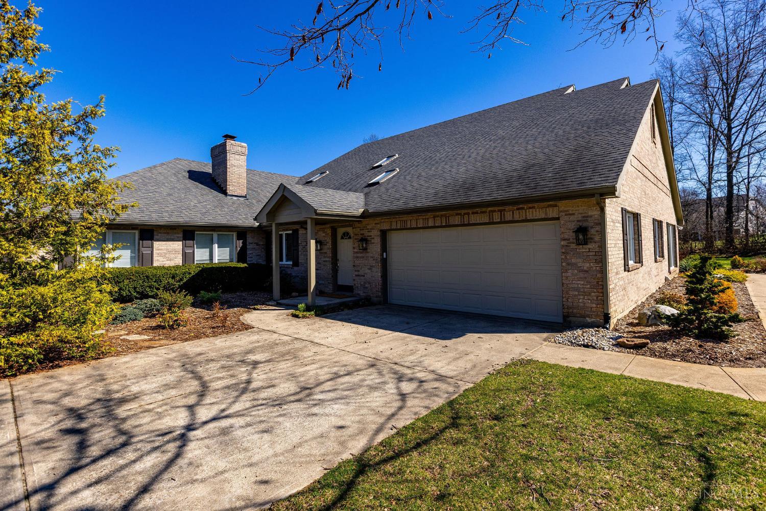 2964 Golden Fox Trail