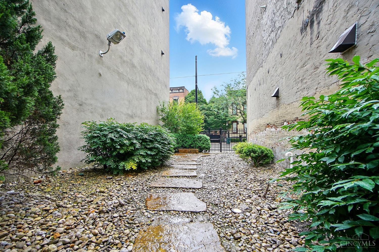 1422 Race Street #7, Cincinnati, Ohio image 30