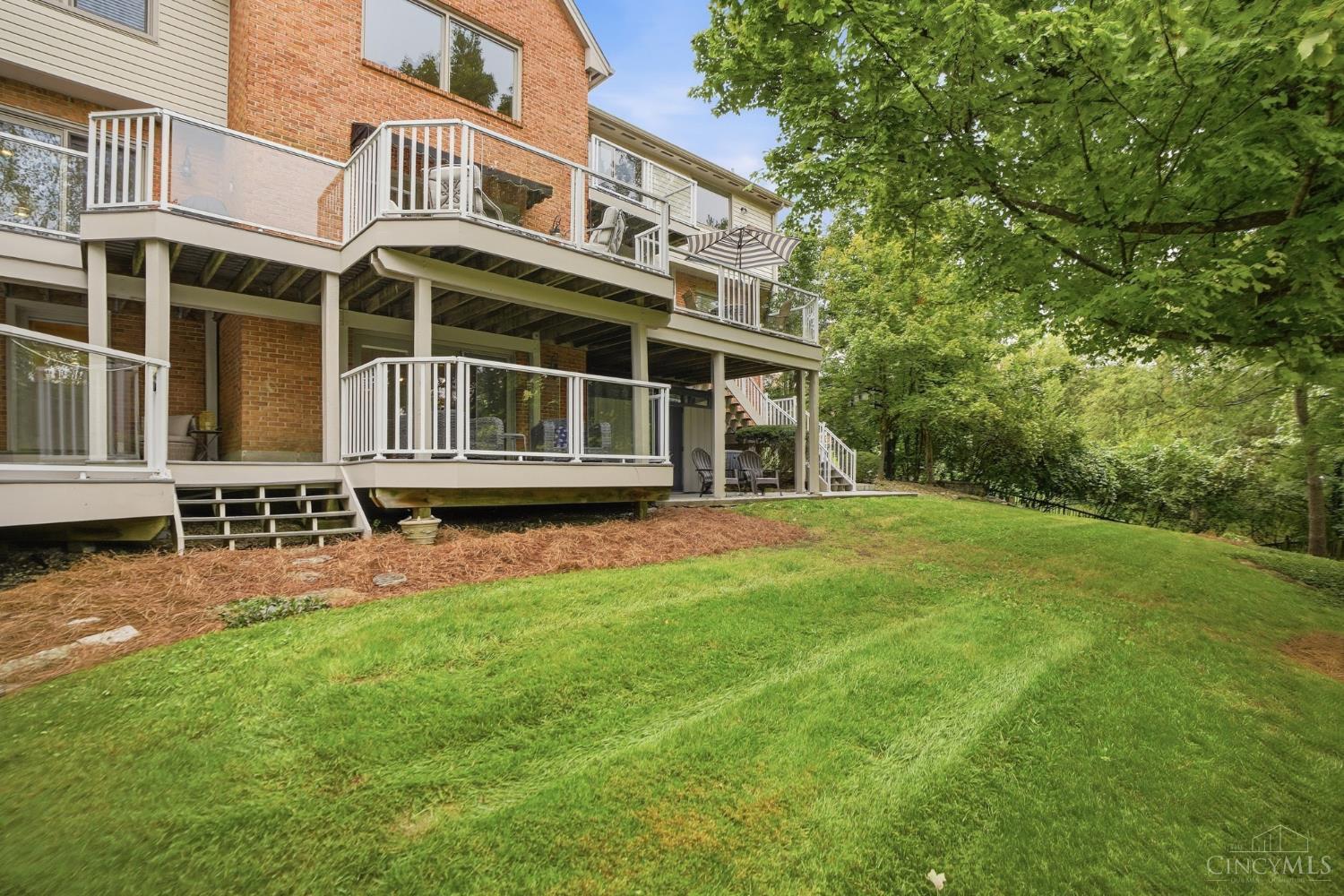 5800 Windsong Court