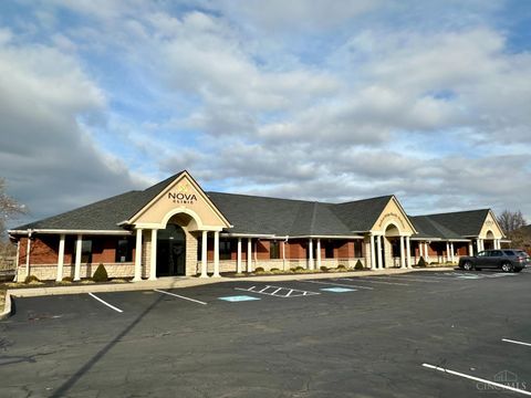 Photo of 4866 Wunnenberg Way, West Chester, OH 45069 (MLS # 1866351)