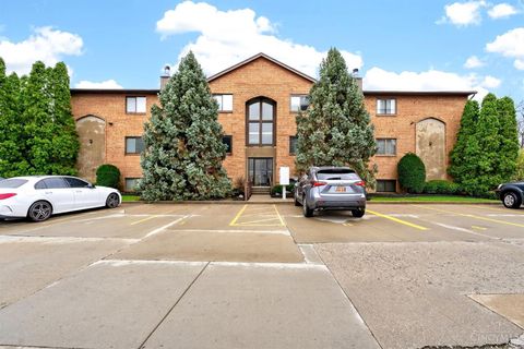 Photo of 3151 Roesch Boulevard #6, Fairfield, OH 45014 (MLS # 1871464)