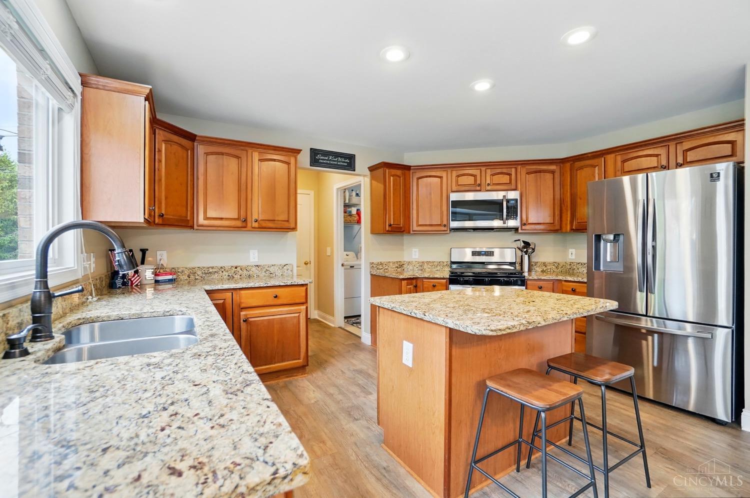 360 Forest Edge Drive, South Lebanon, Ohio image 17