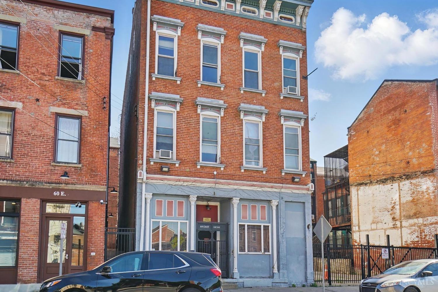 64 E McMicken Avenue