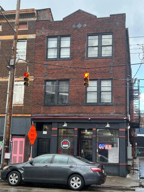Apartment For Rent - 1646 Vine Street<br/> Cincinnati, OH 45202