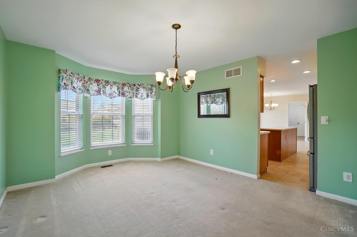8177 Fox Knoll Dr, West Chester, Ohio image 21