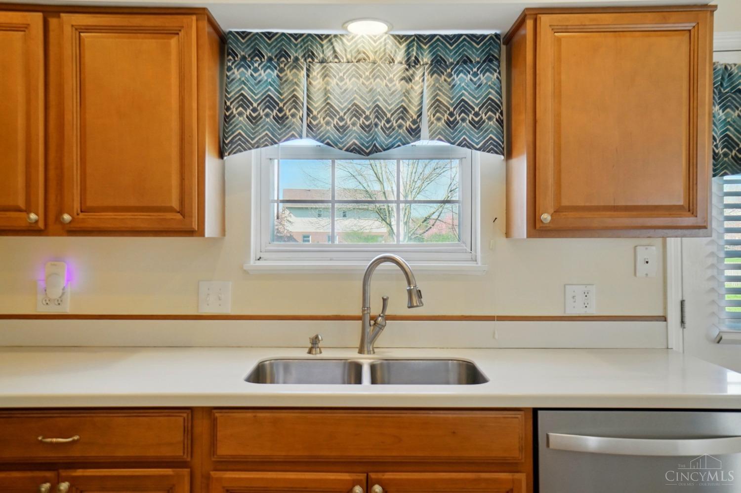 8177 Fox Knoll Dr, West Chester, Ohio image 18