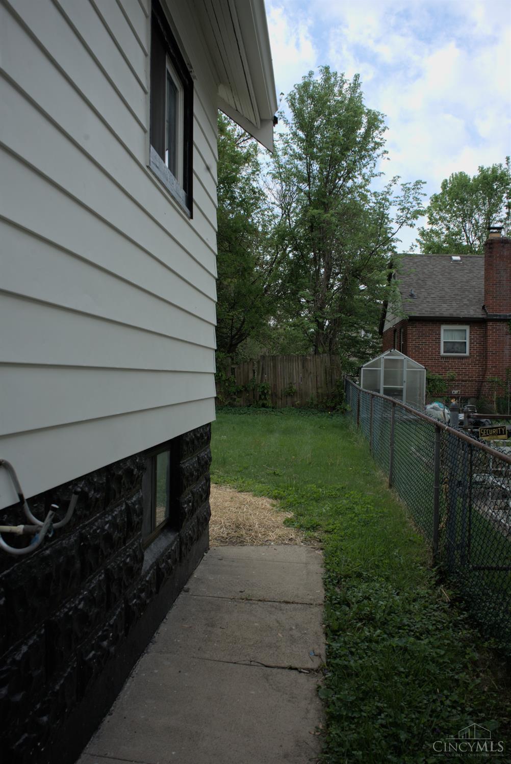 2007 Lawn Ave Ave, Norwood, Ohio image 3