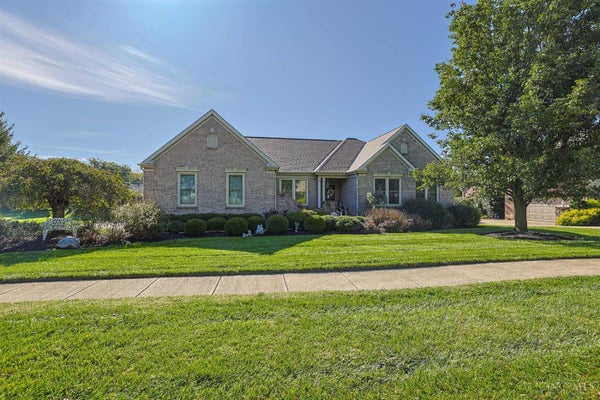 6020 GOLF CLUB LN, FAIRFIELD TOWNSHIP, OH 45011 - Image 23394cfd435a1f2833d7f8d8e0e386bb/657272490
