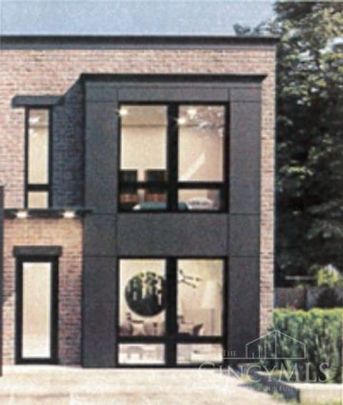 Photo of 2921 Three Oaks Lane #lot29, Cincinnati, OH 45209 (MLS # 1854353)