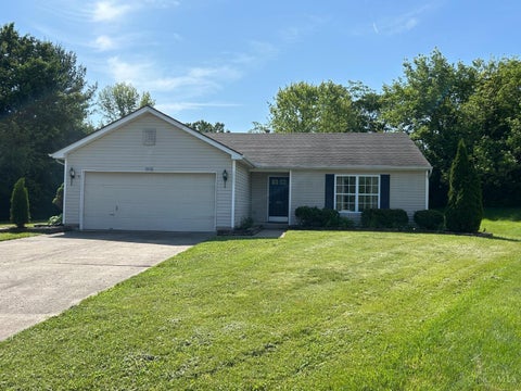 Homes For Sale - 573 Hearthstone Court<br/> Warren County, Lebanon, OH 45036