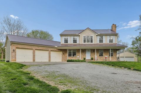 Photo of 7 Cherokee Trail, Monroe Township, OH 45157 (MLS # 1875399)