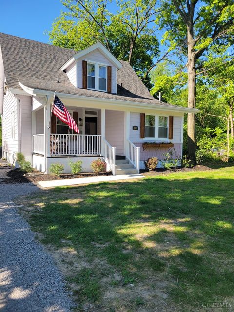 Photo of 103 W Sharon Road, Glendale, OH 45246 (MLS # 1879416)