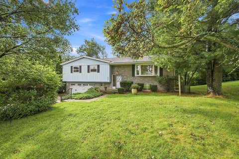 Photo of 9396 Ranchill Drive, Springfield Township, OH 45231 (MLS # 1887876)