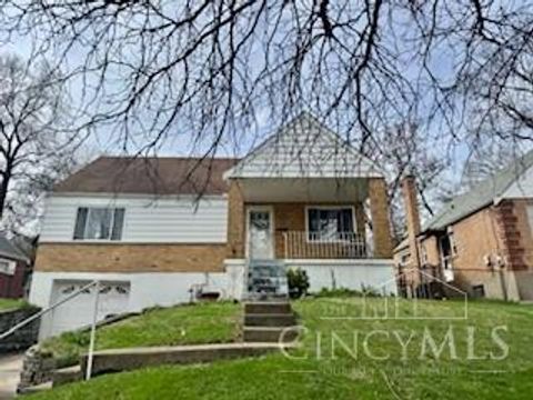 Photo of 1005 Covedale Avenue, Cincinnati, OH 45238 (MLS # 1871640)