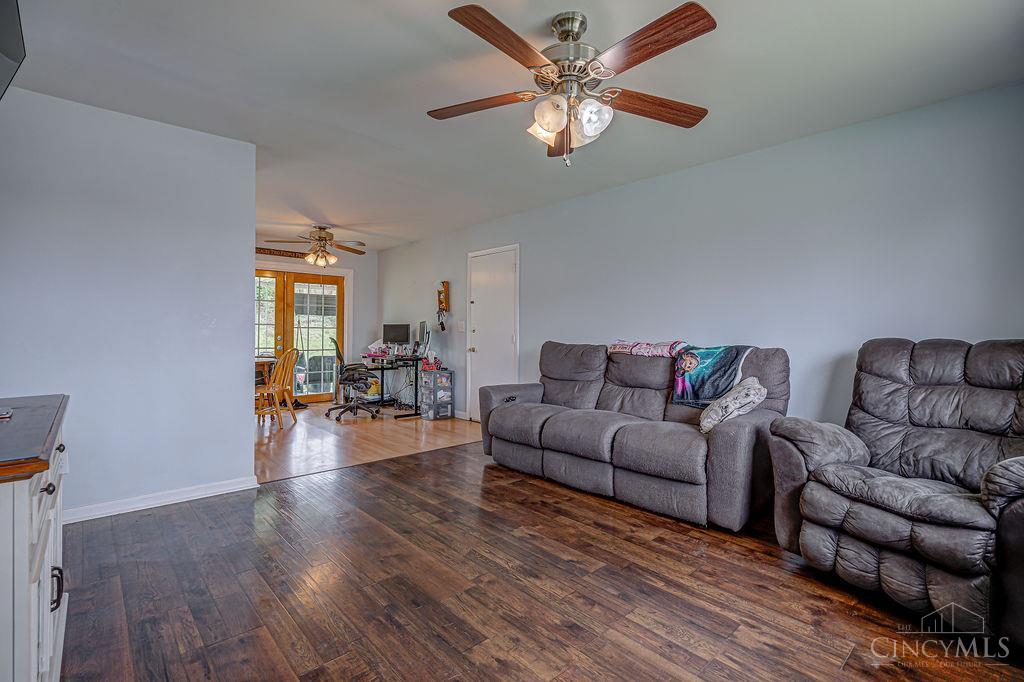 10092 Windswept Lane