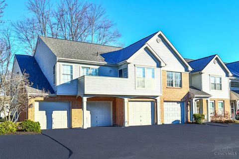 Photo of 492 Mapleport Way #D, Union Township, OH 45255 (MLS # 1866033)