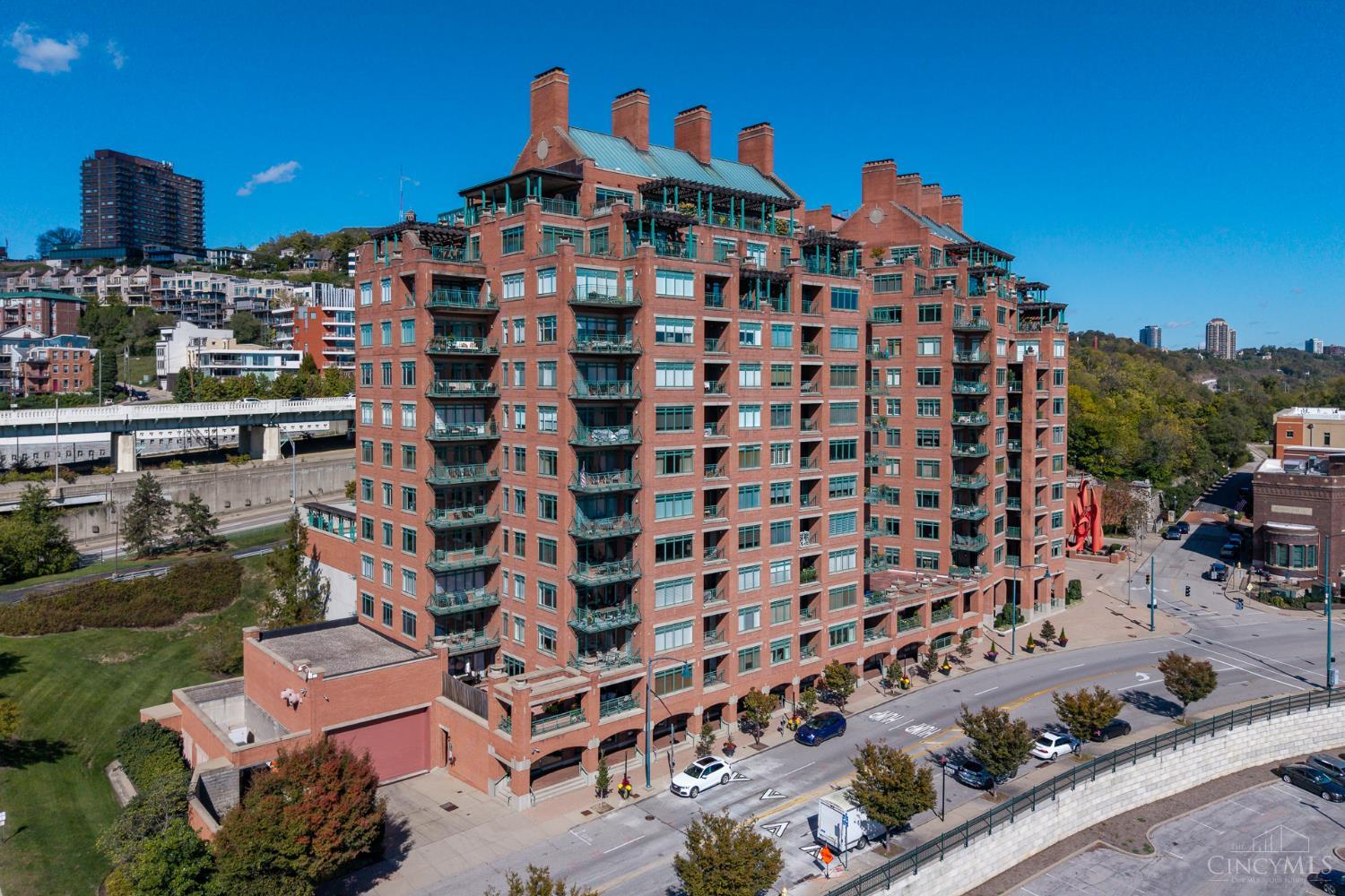 900 Adams Crossing 6800