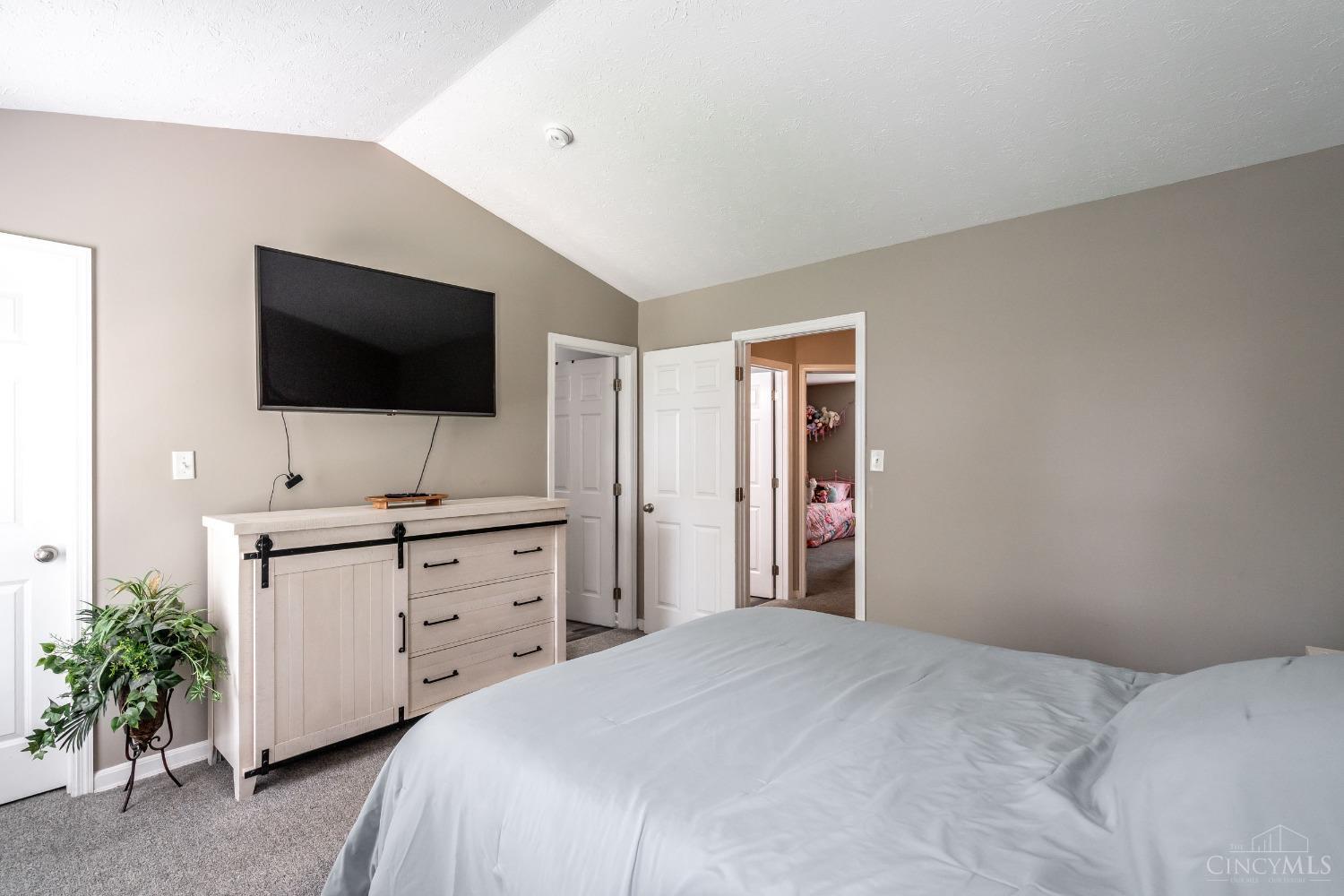 515 Meadowview Place, Trenton, Ohio image 31